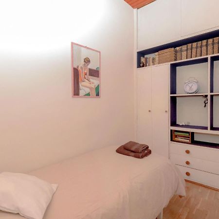 Apartment Eixample Esquerre Arago Rocafort By Interhome Barcellona Esterno foto