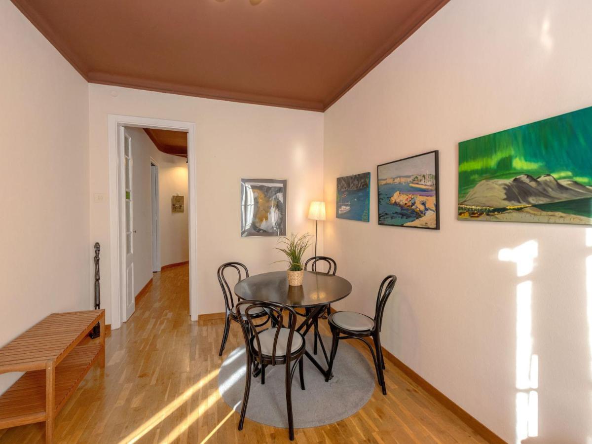 Apartment Eixample Esquerre Arago Rocafort By Interhome Barcellona Esterno foto